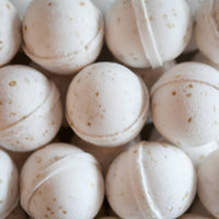 Oatmeal Milk & Honey Bath Bomb