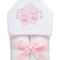 Cotton terry hooded towel for toddler to little kids with a pair of pink bow and floral ballet slippers applique on the hood, 3 Marthas