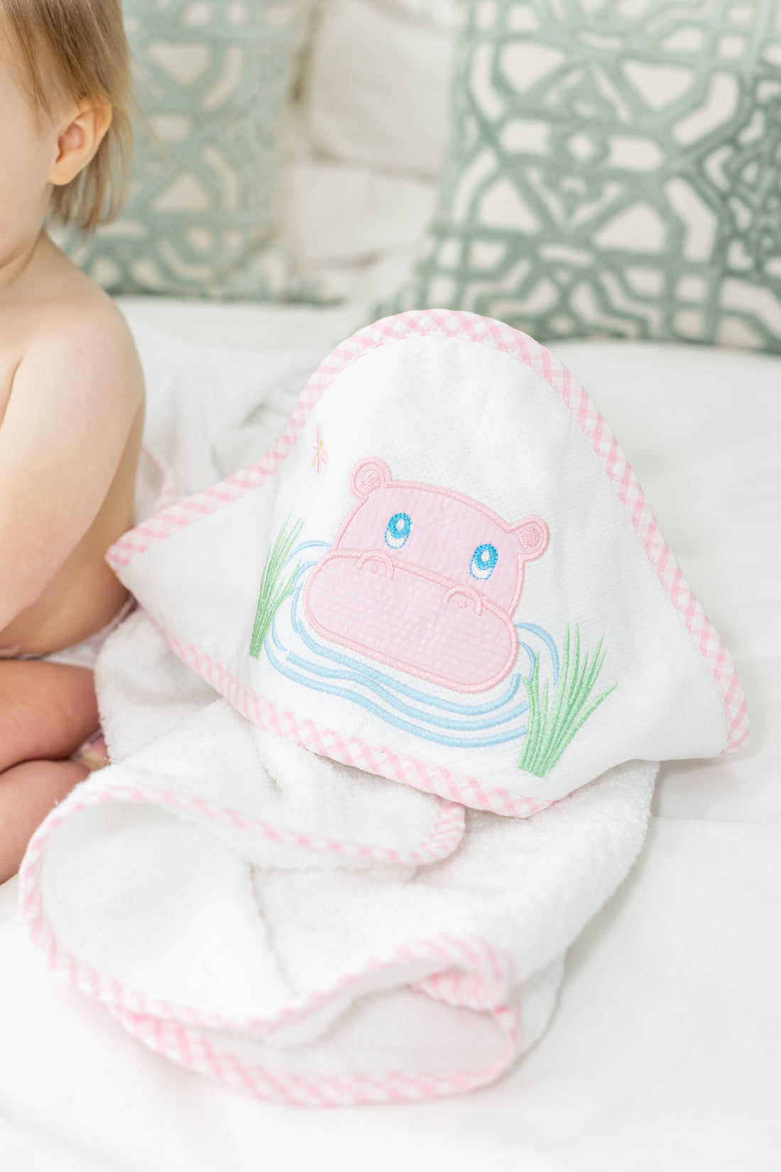 Hooded towel for baby with pink hippo, 3 Marthas